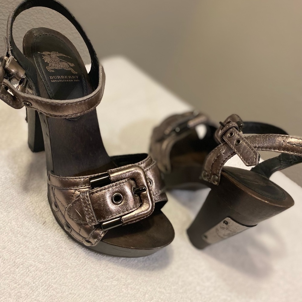 AUTHENTIC Burberry Metallic 4 1/2 inch wedge wood heel. Women’s size 36
